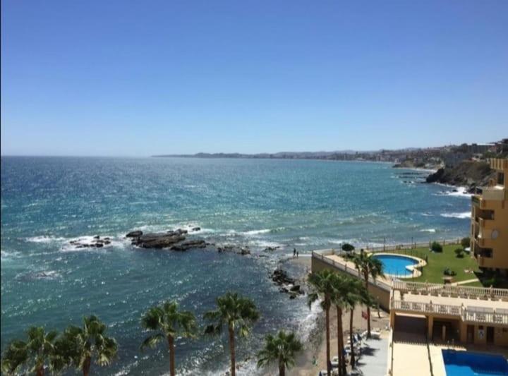 Espectacular Apartamento En Primera Linea De Playa เบนัลมาเดนา ภายนอก รูปภาพ