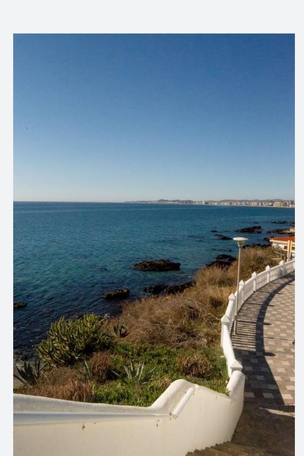 Espectacular Apartamento En Primera Linea De Playa เบนัลมาเดนา ภายนอก รูปภาพ